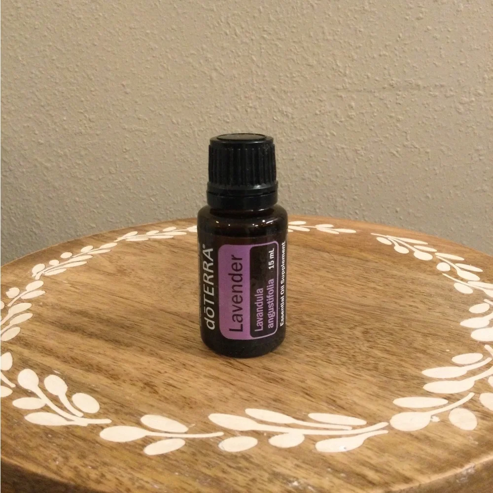 DoTERRA Lavender Essential Oil - Picture 2 of 4
